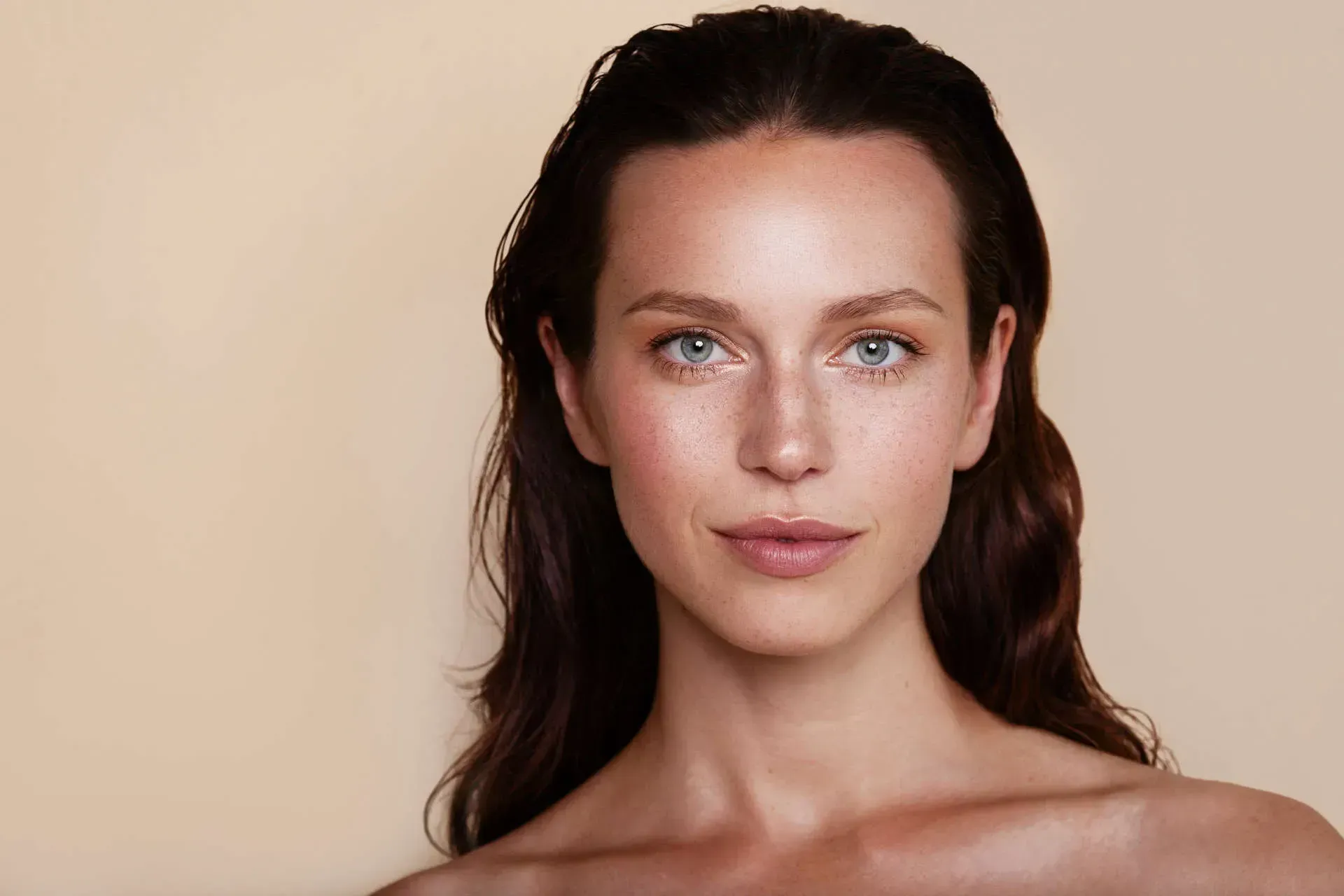 Portrait of a woman with natural makeup.